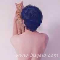 怀里抱有猫的爱人头像图片