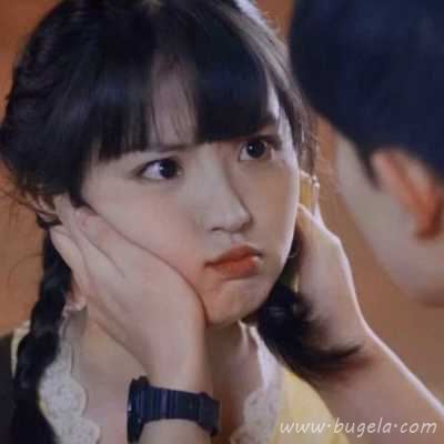 高清一左一右男酷女甜情头头像图片