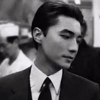 成熟男人头像真人（男性头像成熟真实的高清）