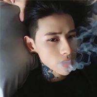 成熟男人头像真人（男性头像成熟真实的高清）