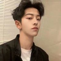 成熟男人头像真人（男性头像成熟真实的高清）