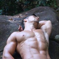 成熟肌肉男人头像 肌肉男发福