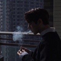 抽烟很帅的姿势_男人抽烟的姿势怎么样才帅