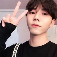 剪刀手头像男生高清|男生拿刀头像