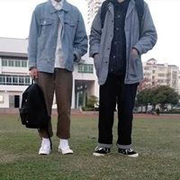 穿匡威的男生图片_匡威帆布鞋情侣头像
