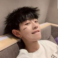 奇奇怪怪可可爱爱的女生头像_可爱搞怪头像男