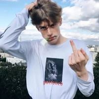 欧美优质头像男（欧美高端帅气头像男）