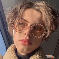 欧美优质头像男（欧美高端帅气头像男）