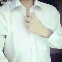 白色衣服男生头像高清_白色的男生头像