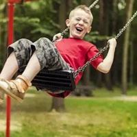 荡秋千情侣头像_微信头像荡秋千女孩