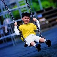 荡秋千情侣头像_微信头像荡秋千女孩