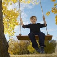 荡秋千情侣头像_微信头像荡秋千女孩