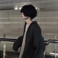 初中头像男生霸气冷酷_男学生头像冷酷帅气头像