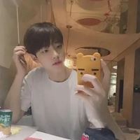 适合00后男生头像百度网盘|适合00后的头像女生