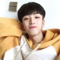 普通人真人头像男高清-普通真人头像图片男