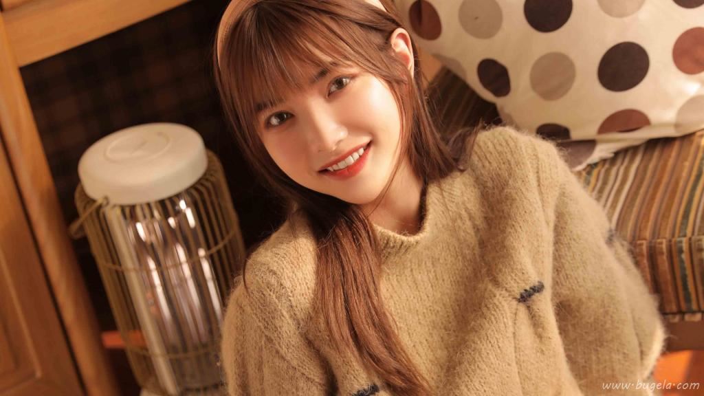 冬天暖色系美女图片