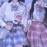 闺蜜头像校服一人一半_闺蜜头像校园风穿校服动漫