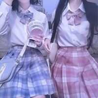 闺蜜头像校服一人一半_闺蜜头像校园风穿校服动漫