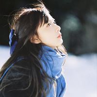 真实美女头像生活照-看起来比较真实的女头像背景