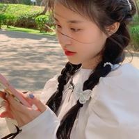 真实美女头像生活照-看起来比较真实的女头像背景