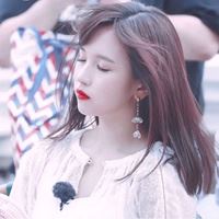 潮流个性酷图头像女（个性酷酷潮流女头像）