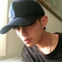 单身帅气的头像-孤独帅气的男生头像