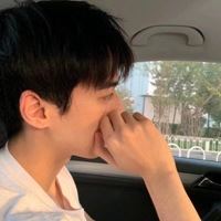 比较man的男人头像-男生头像潮流帅气