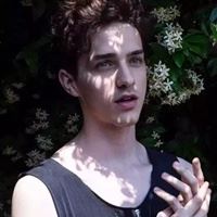 比较man的男人头像-男生头像潮流帅气