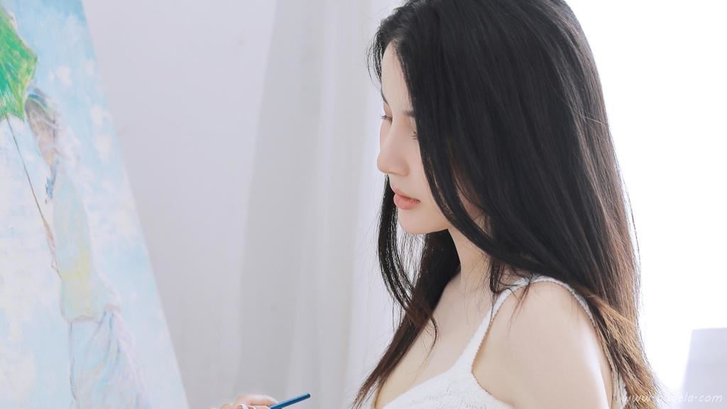 画画的文艺美女图片