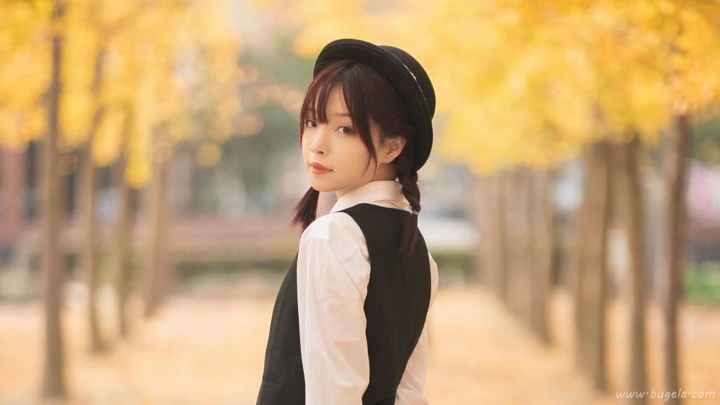 美女清纯学院风日系户外迷人图片