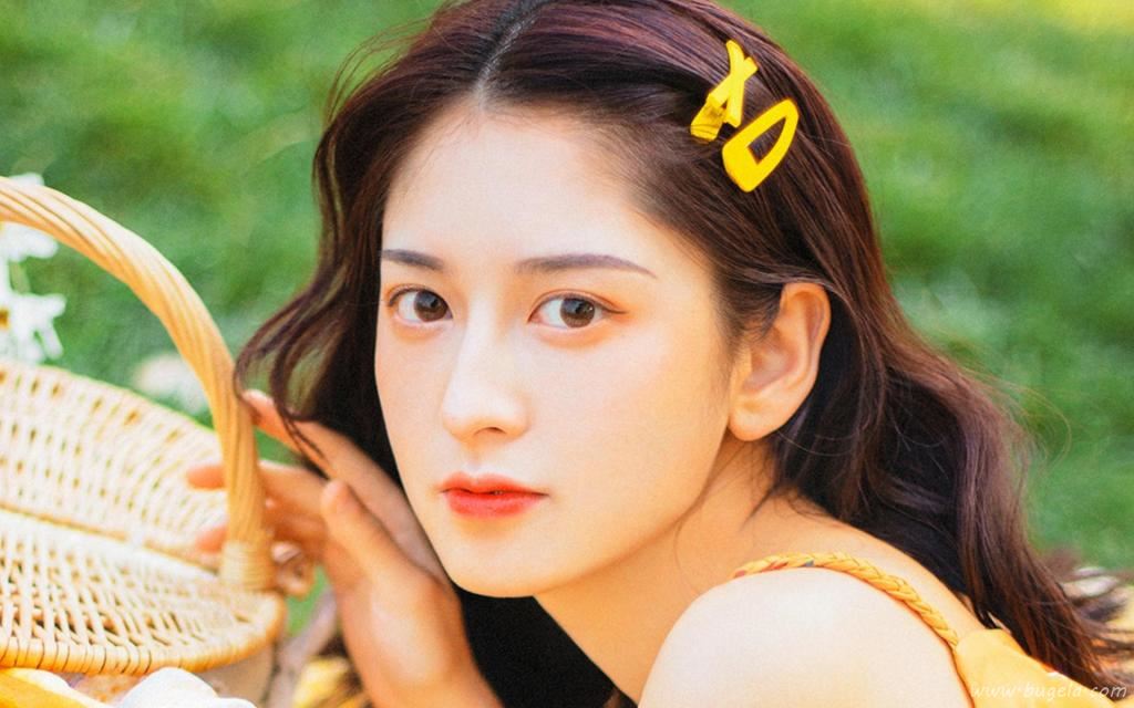 清纯可人美女图片