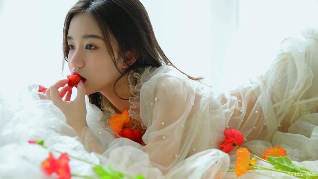 清凉薄纱裙图片