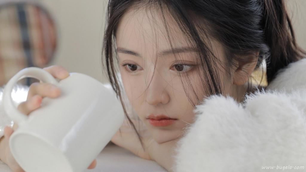 2021超温柔漂亮的小姐姐图片