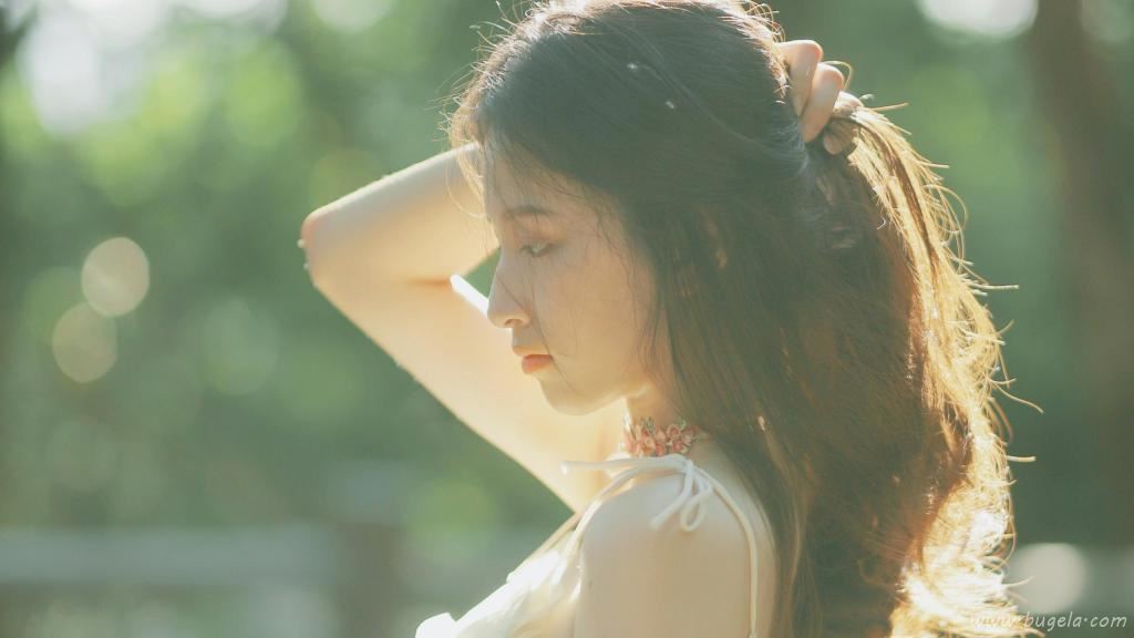 清新淡雅的美女图片