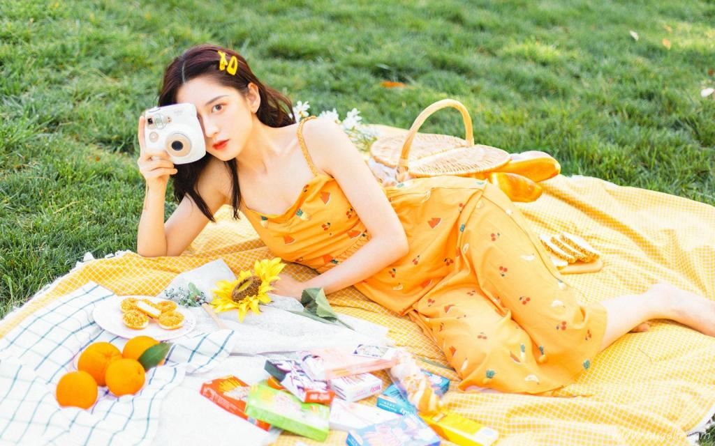 元气清纯美女迷人图片