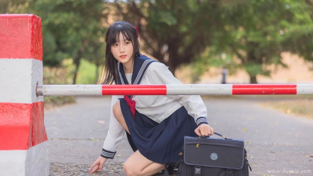 学生妹jk制服户外图片
