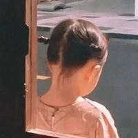 闺蜜双人背影头像两张可爱（两人闺蜜头像真人头像一人一张背影）