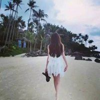 好看的微信头像女模糊-有点模糊的头像女