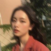 好看的微信头像女模糊-有点模糊的头像女