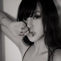 头像图片女野性-连衣帽女生头像