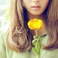 挡脸图片女生头像 微信头像挡脸美女图