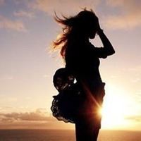 女生头像坐着全身侧面-躺着侧面女头像