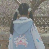 双马尾女生头像真人背影（双马尾女生头像真人不露脸）