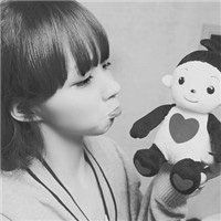 四叶草女生个性头像_四叶草女孩头像图片