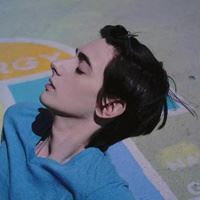 欧美帅哥头像真人头像_欧美男生帅气头像真人版