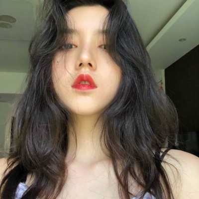 头像女生霸气冷酷伤感2022（2022好看的头像图片冷酷女）