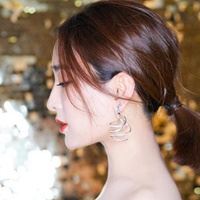 美女与天鹅的头像_女生天鹅颈图片