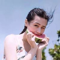 小女孩吃西瓜头像超萌-西瓜图片可爱头像女生