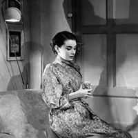 黑白欧美情侣头像(白边两人一张的)|欧美黑白情侣头像图片