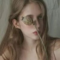 qq头像女生欧美风个性网（最新的欧美头像女生）